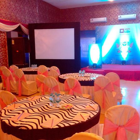 נאסיק Meuse Jupiter Business And Luxury Hotel מראה חיצוני תמונה