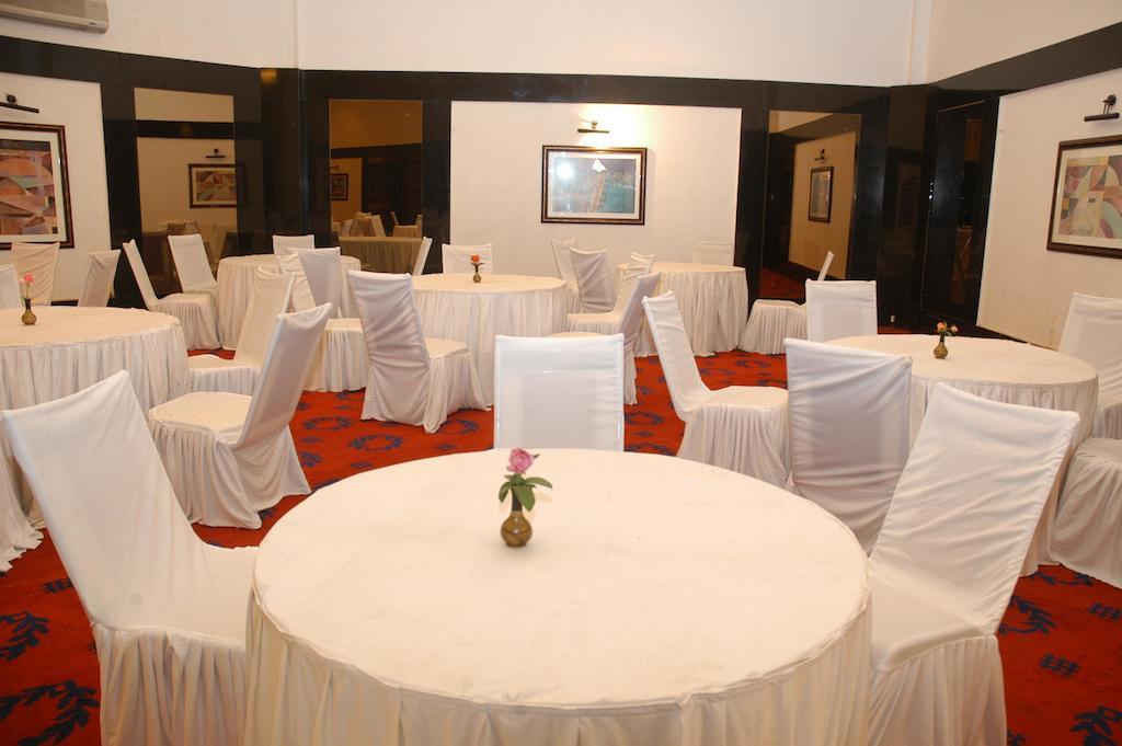 נאסיק Meuse Jupiter Business And Luxury Hotel מראה חיצוני תמונה